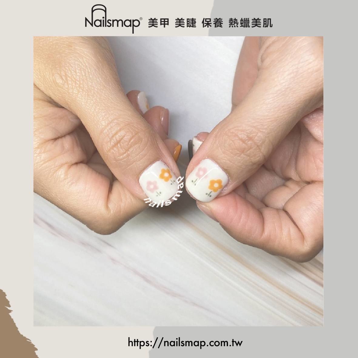 時下韓系美甲流行款式之一，清新小花讓指尖耀眼可愛